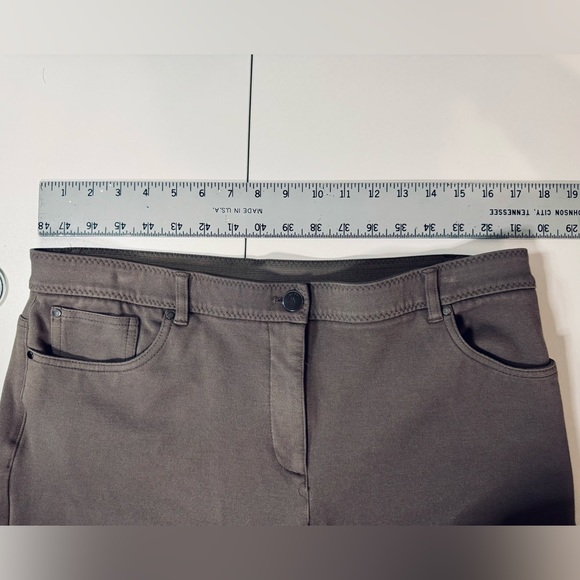 Chico's So Slimming Peyton Pants Stretch Knit Taupe SZ 2 Large (12/14) - Picture 11 of 16